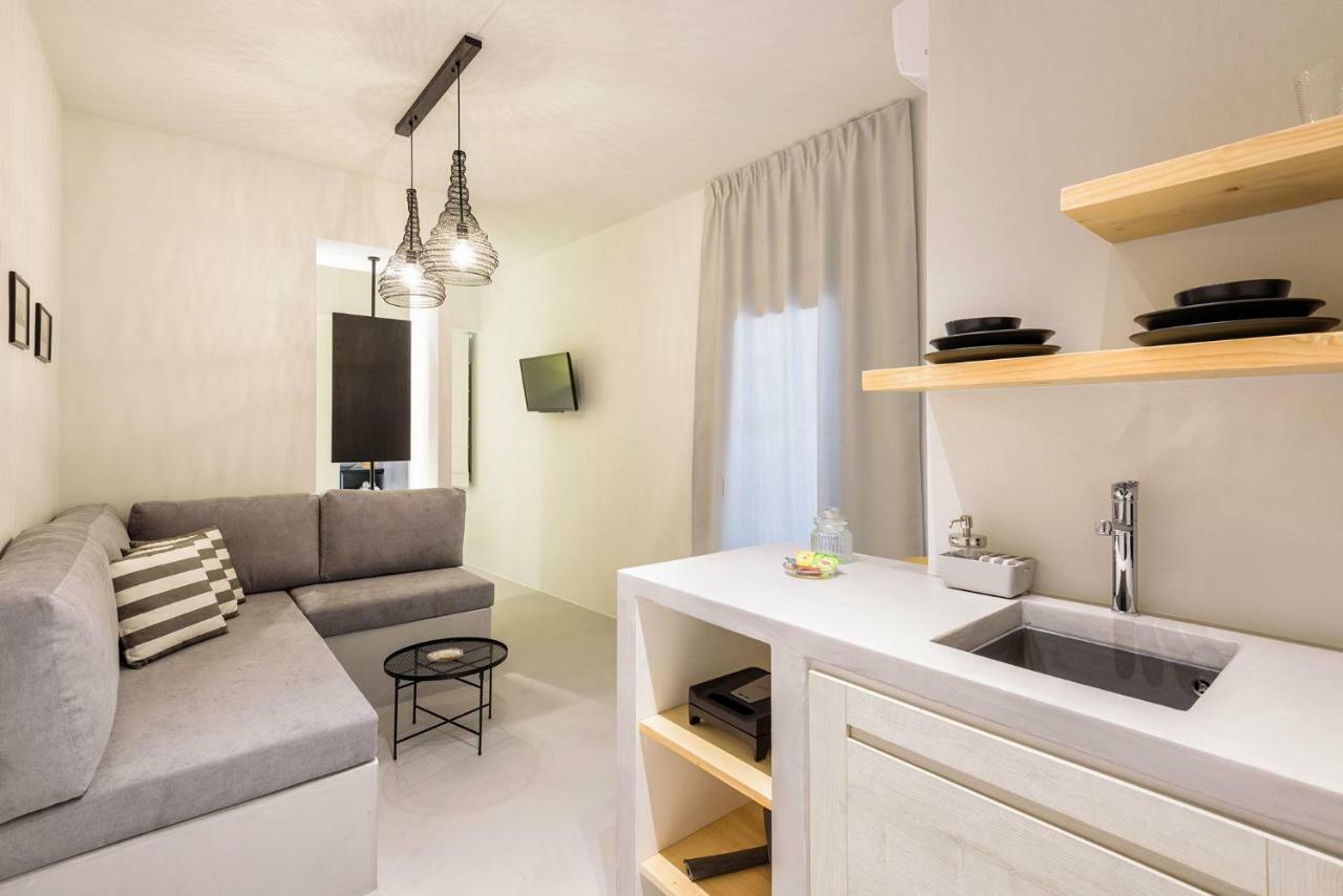 Peven Suites Νάουσα Δωμάτιο φωτογραφία